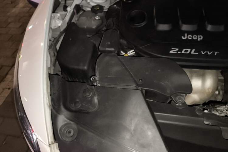 Used Jeep Cherokee 2016 2.0L Smart Version Engine Bay Right