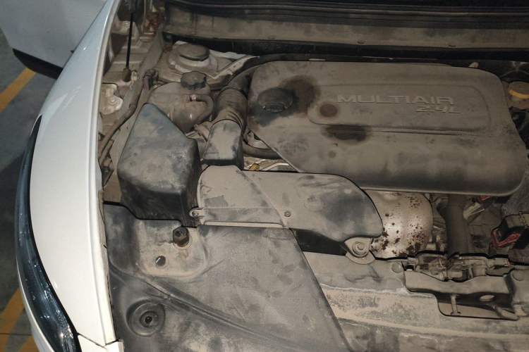 Used Jeep Cherokee 2016 2.4L Professional Smart Version Engine Bay Right
