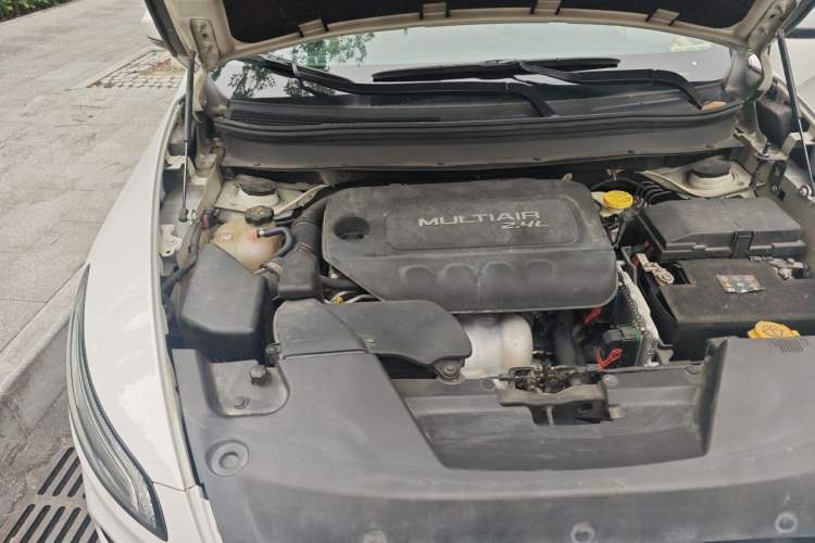 Used Jeep Cherokee 2016 2.4L Leading Smart Version Engine Bay Right