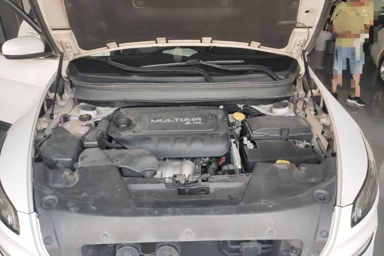 Used Jeep Cherokee 2016 2.4L Leading Edition Engine Bay
