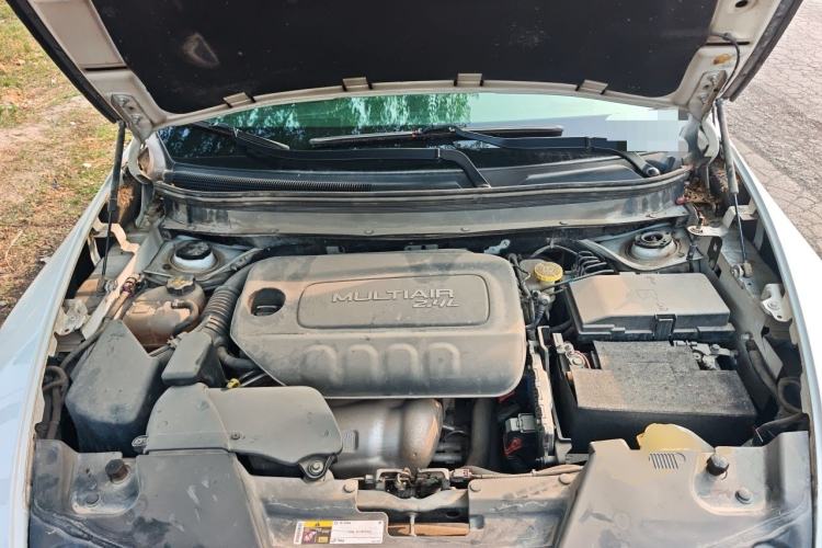 Used Jeep Cherokee 2016 2.4L Professional Edition Engine Bay