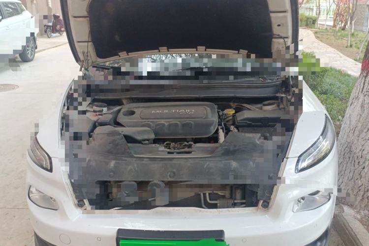 Used Jeep Cherokee 2016 2.4L Professional Edition Engine Bay