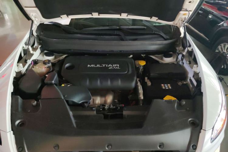 Used Jeep Cherokee 2016 2.4L Leading Smart Version Engine Bay