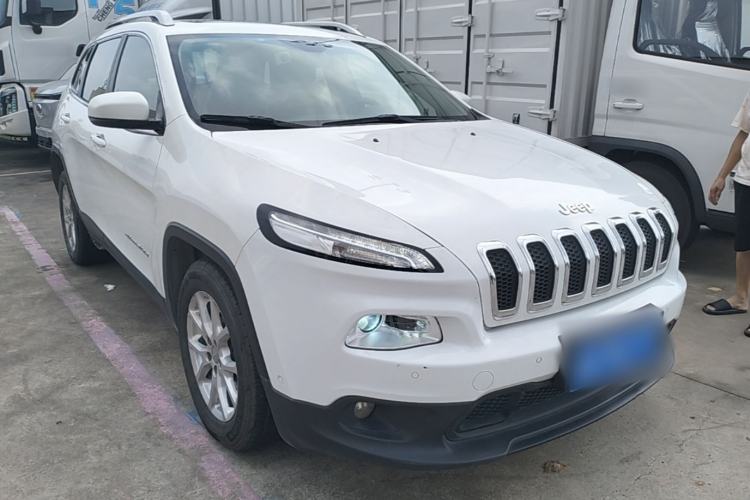 Used Jeep Cherokee 2016 2.0L Superior Edition Exterior 1