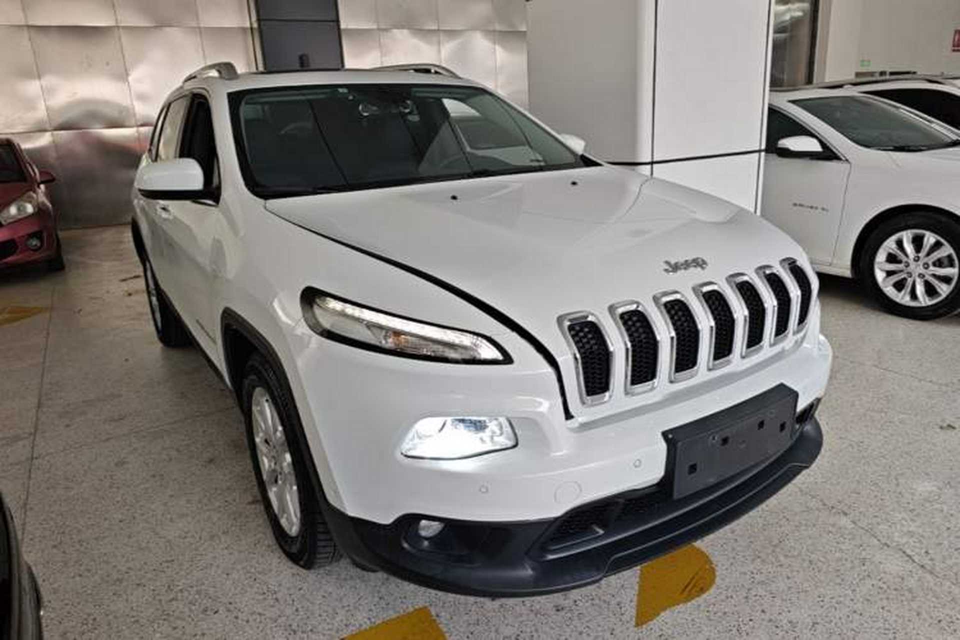 Used Jeep Cherokee 2016 2.4L Leading Edition Exterior 1