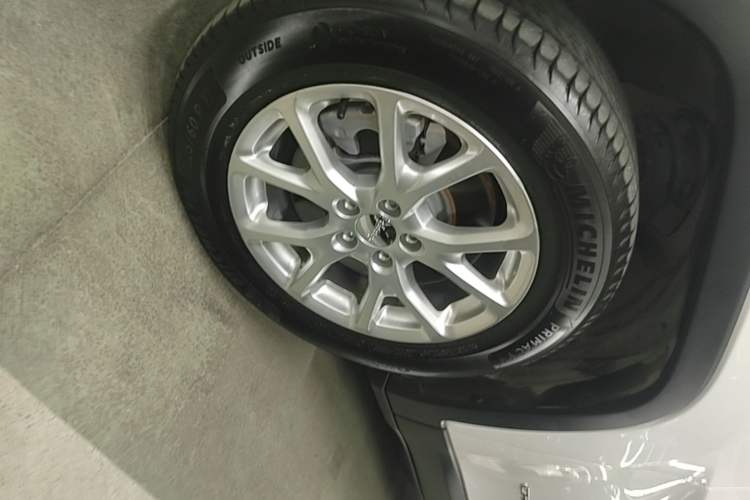 Used Jeep Cherokee 2016 2.0L Superior Edition Exterior 4