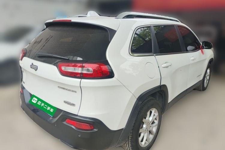 Used Jeep Cherokee 2016 2.0L Leading Edition Exterior 5