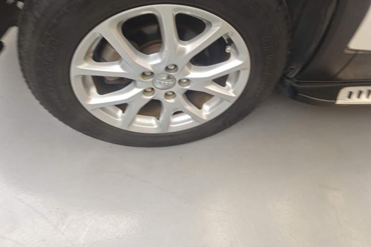 Used Jeep Cherokee 2016 2.4L Leading Edition Exterior 5
