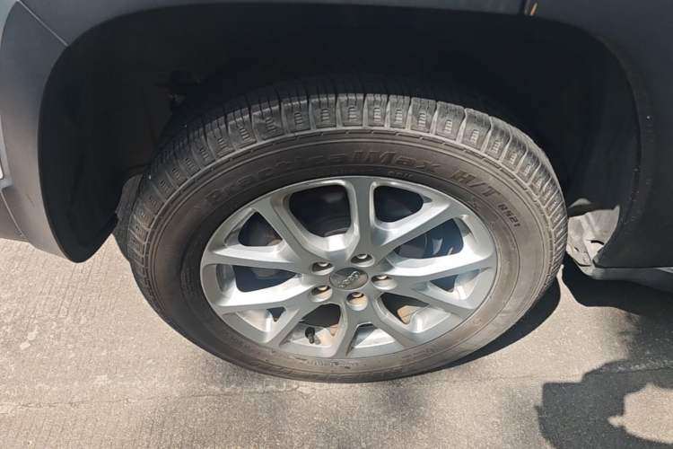 Used Jeep Cherokee 2016 2.4L Leading Edition Exterior 5