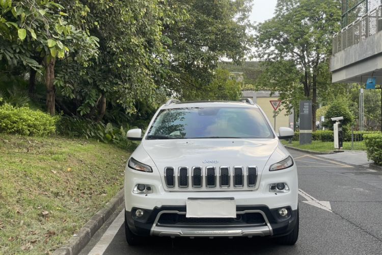 Used Jeep Cherokee 2016 2.4L All-in-One Edition Exterior 6