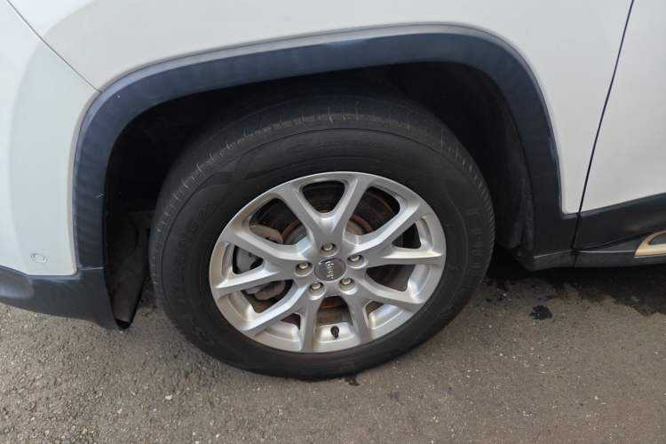 Used Jeep Cherokee 2016 2.4L Leading Edition Exterior 7