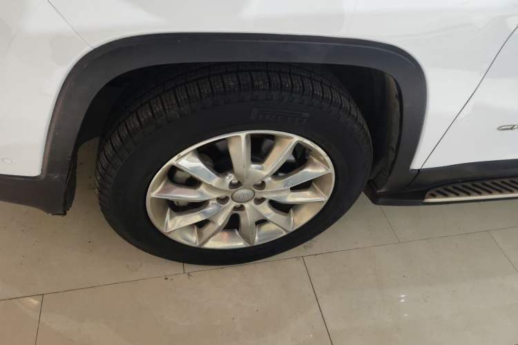 Used Jeep Cherokee 2016 2.4L Superior Edition Exterior 7