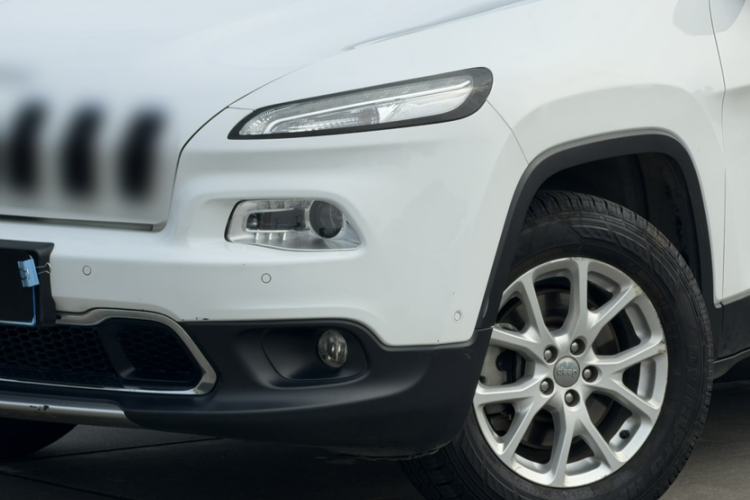 Used Jeep Cherokee 2016 2.4L Professional Edition Exterior 7