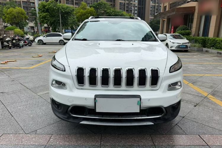 Used Jeep Cherokee 2016 2.4L Leading Edition Exterior 8