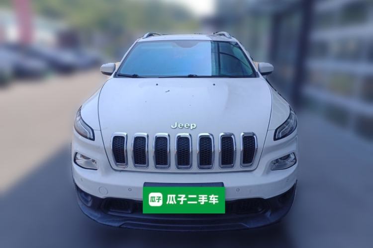 Used Jeep Cherokee 2016 2.0L Superior Edition Front