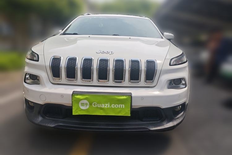 Used Jeep Cherokee 2016 2.0L Superior Edition Front