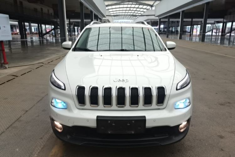 Used Jeep Cherokee 2016 2.4L Leading Edition Front