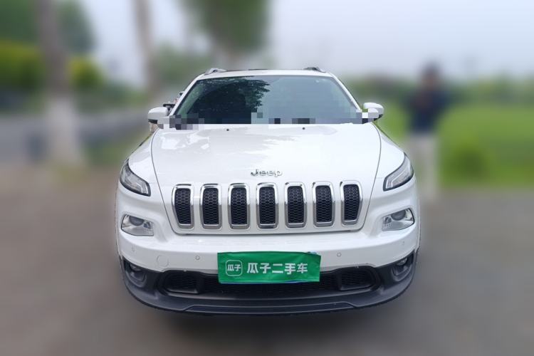 Used Jeep Cherokee 2016 2.0L Superior Edition Front
