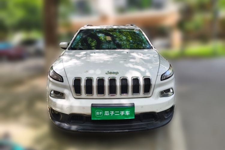 Used Jeep Cherokee 2016 2.0L Superior Edition Front