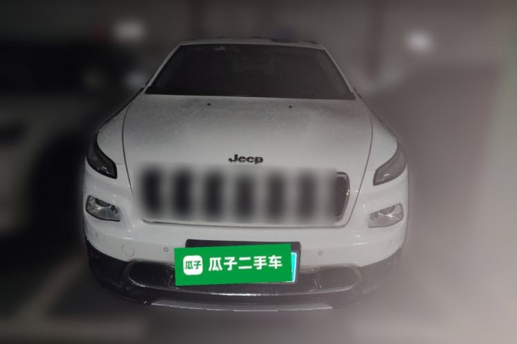 Used Jeep Cherokee 2016 2.4L Professional Smart Version Front