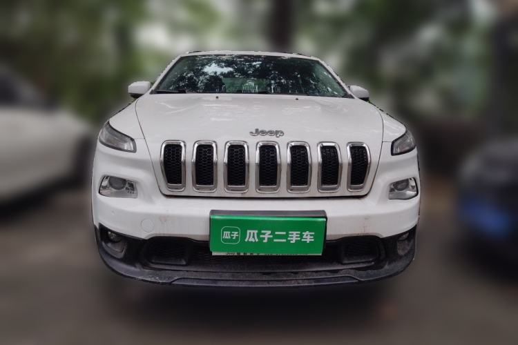 Used Jeep Cherokee 2016 2.0L Superior Edition Front