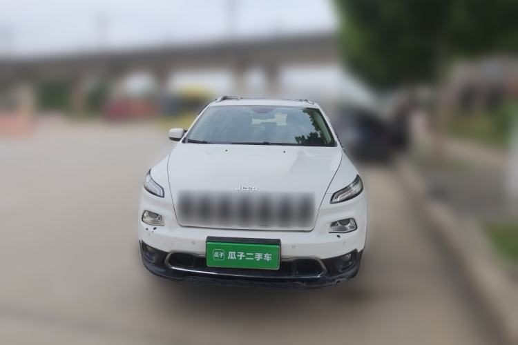 Used Jeep Cherokee 2016 2.4L Superior Edition Front