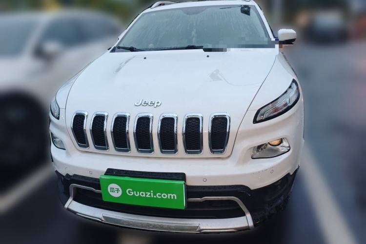 Used Jeep Cherokee 2016 2.4L Leading Edition Front