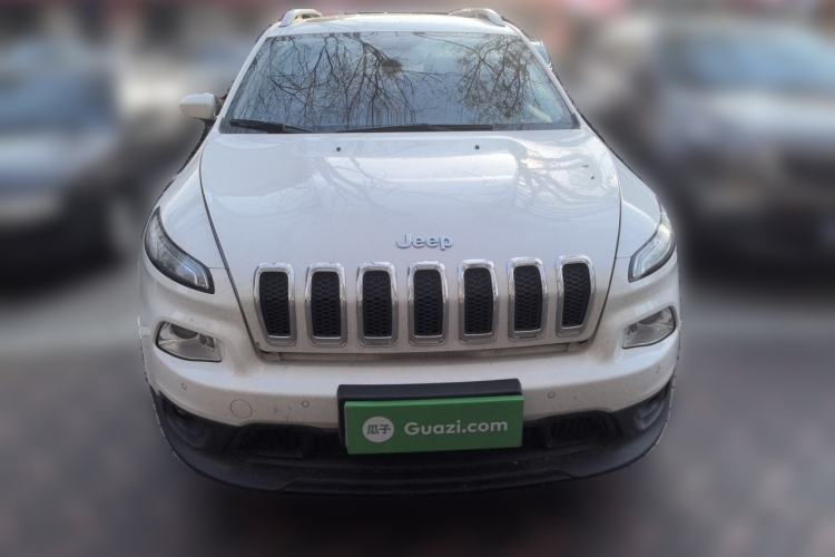 Used Jeep Cherokee 2016 2.0L Superior Edition Front