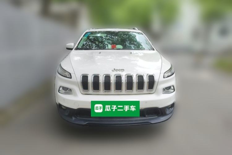 Used Jeep Cherokee 2016 2.0L Superior Edition Front