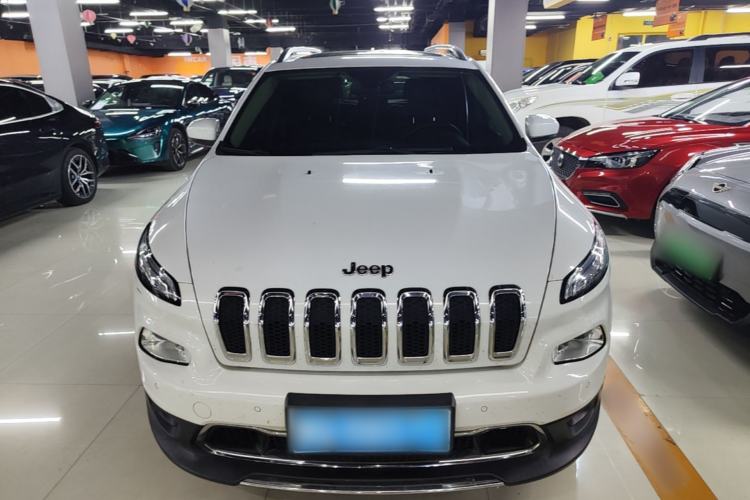 Used Jeep Cherokee 2016 2.4L Leading Edition Front