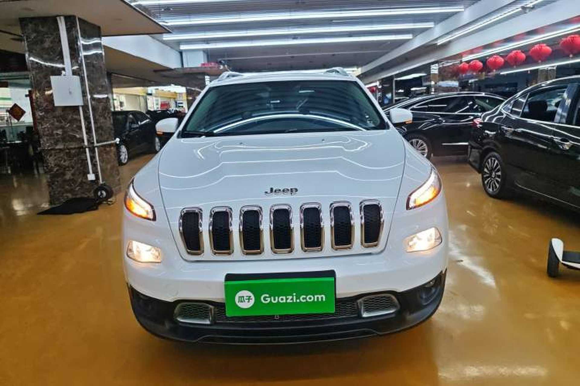 Used Jeep Cherokee 2016 2.4L Leading Edition Front