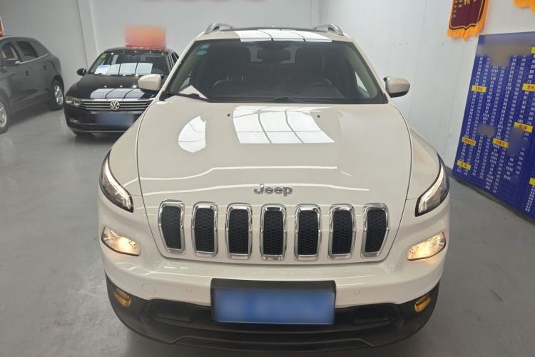 Used Jeep Cherokee 2016 2.4L Leading Edition Front