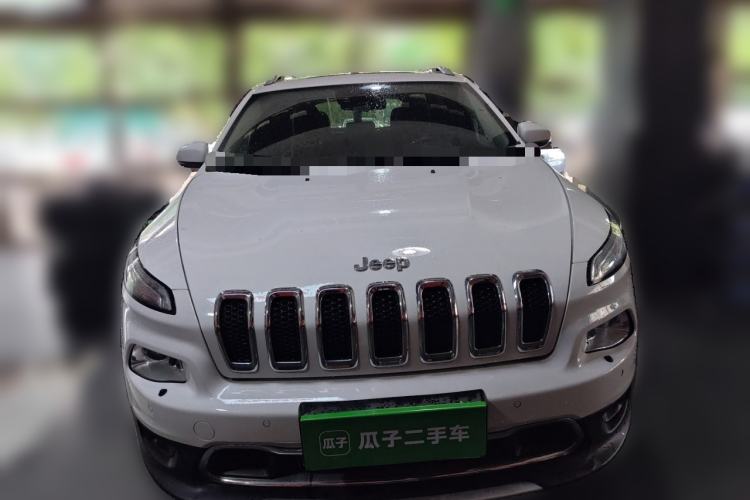 Used Jeep Cherokee 2016 2.4L All-in-One Edition Front