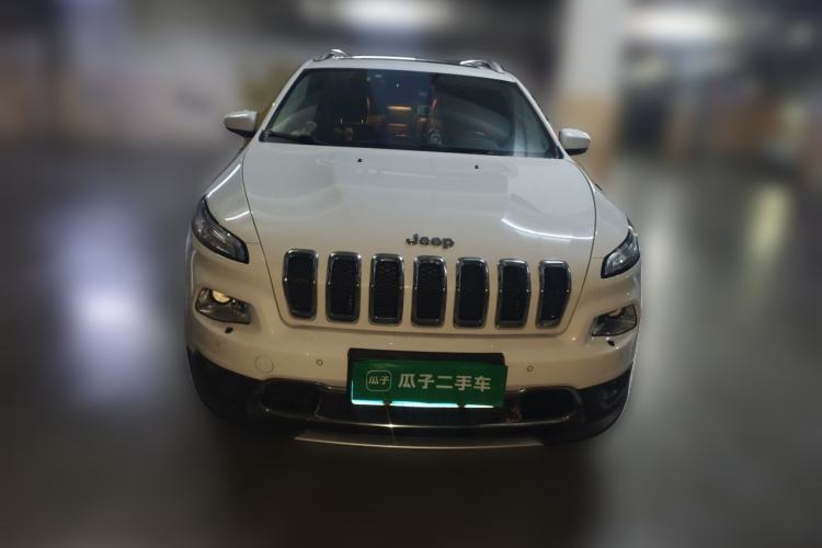 Used Jeep Cherokee 2016 2.4L All-in-One Edition Front