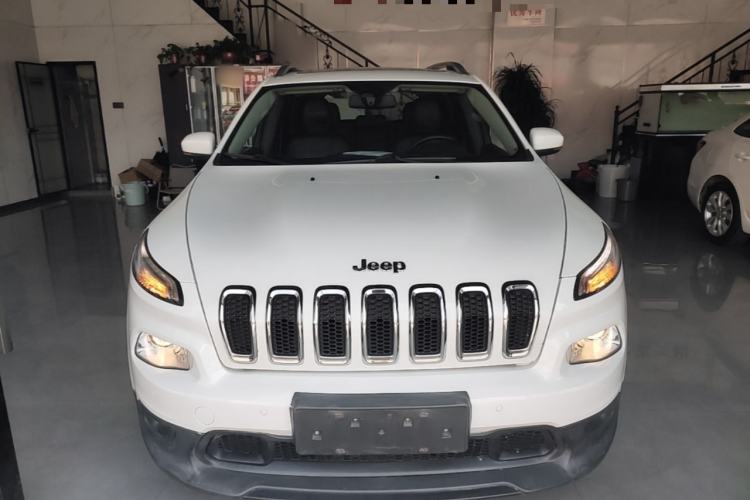 Used Jeep Cherokee 2016 2.4L Leading Edition Front