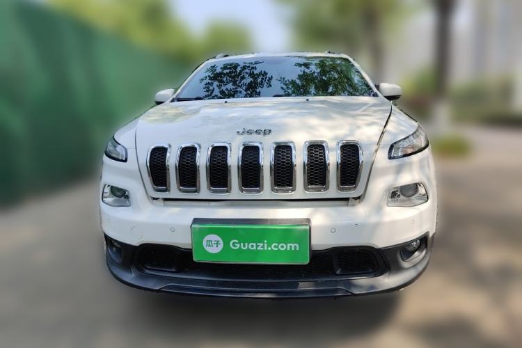 Used Jeep Cherokee 2016 2.0L Superior Edition Front