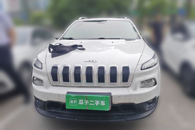 Used Jeep Cherokee 2016 2.0L Superior Edition Front