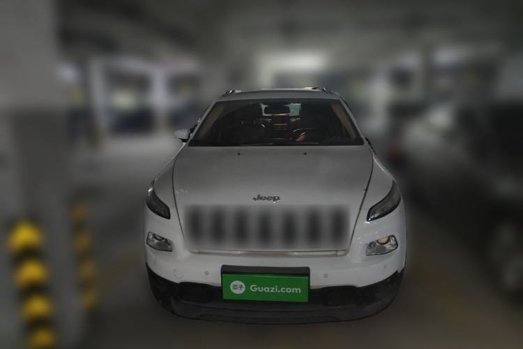 Used Jeep Cherokee 2016 2.4L Leading Smart Version Front