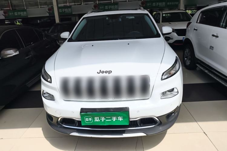 Used Jeep Cherokee 2016 2.4L Professional Edition Front