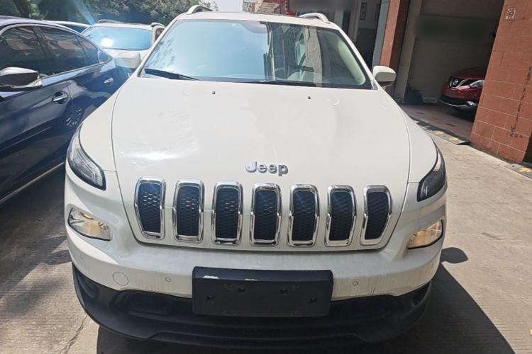 Used Jeep Cherokee 2016 2.4L Leading Edition Front