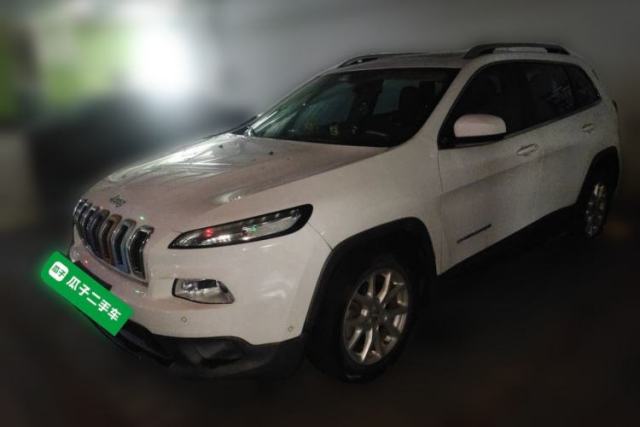 Used Jeep Cherokee 2016 2.0L Superior Edition