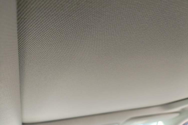 Used Jeep Cherokee 2016 2.4L Professional Edition Headliner