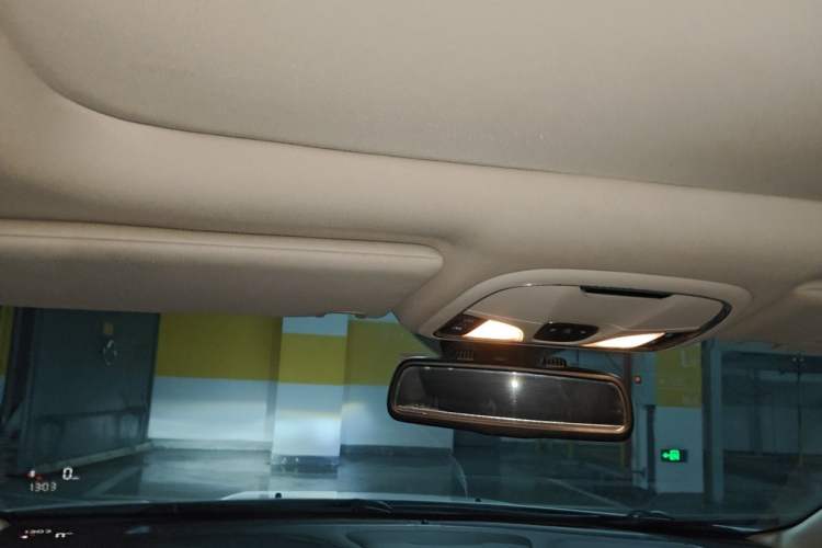 Used Jeep Cherokee 2016 2.0L Superior Edition Headliner