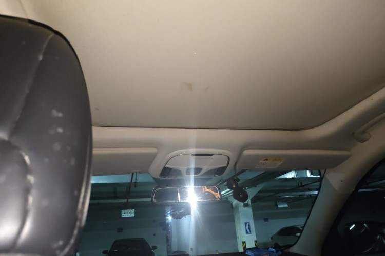 Used Jeep Cherokee 2016 2.0L Superior Edition Headliner