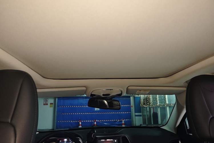 Used Jeep Cherokee 2016 2.0L Superior Edition Headliner