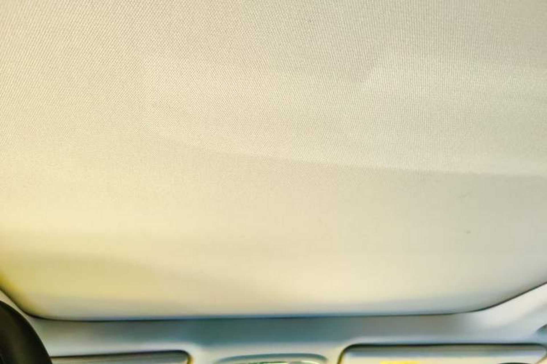 Used Jeep Cherokee 2016 2.4L Leading Edition Headliner
