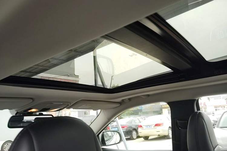Used Jeep Cherokee 2016 2.4L Professional Smart Version Headliner