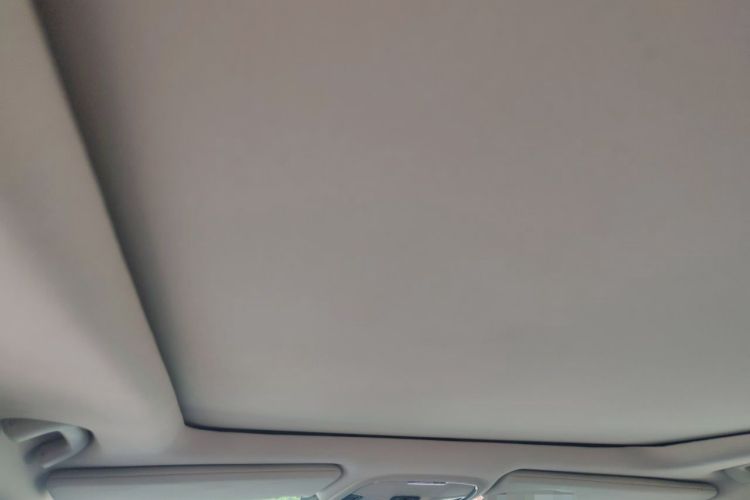 Used Jeep Cherokee 2016 2.4L Leading Smart Version Headliner