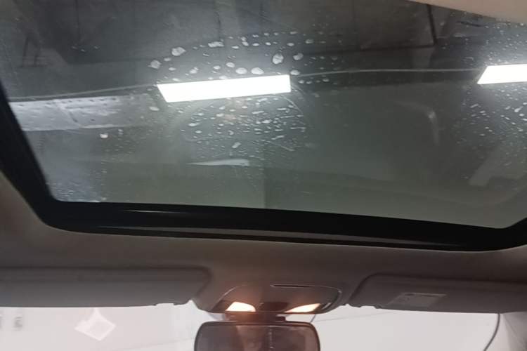Used Jeep Cherokee 2016 2.0L Superior Edition Headliner