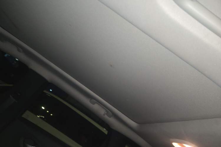Used Jeep Cherokee 2016 2.4L Professional Edition Headliner